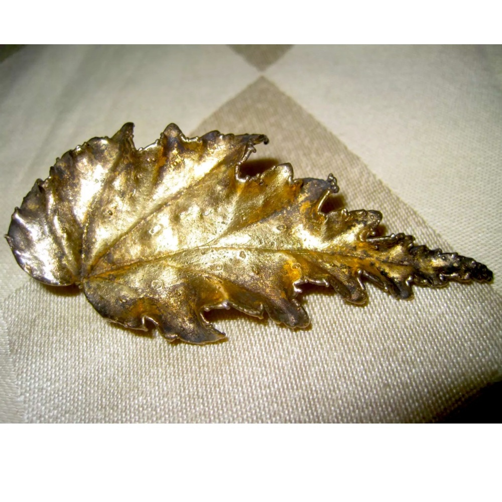 Vintage Flora Danica Pin Brooch gold tone  
Sterling Silver Gold Plated